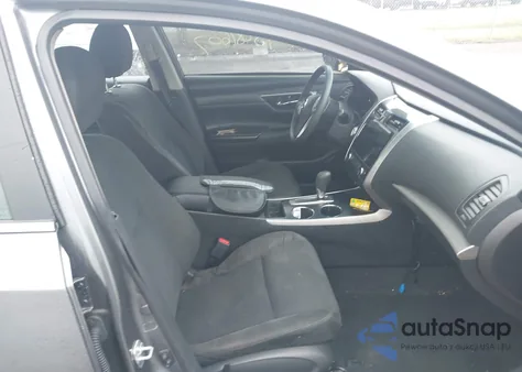 2015 Nissan Altima 2.5 S from USA, damaged, VIN 1N4AL3AP5FC430323